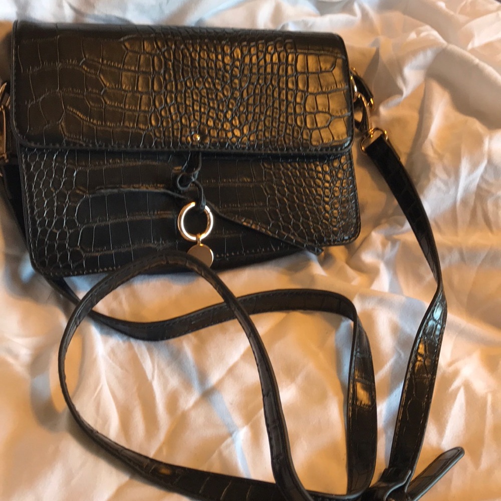 Cute Gussaci shoulder or cross body bag